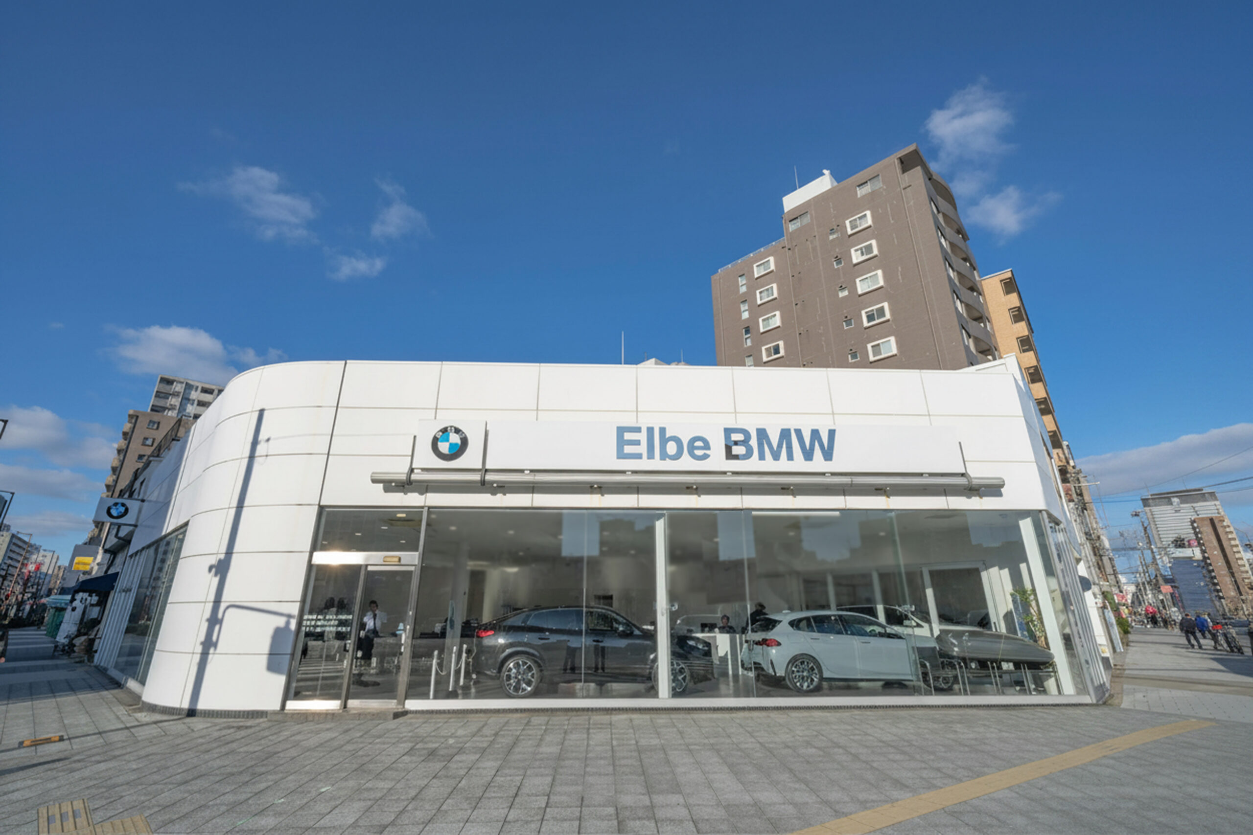Elbe BMW なんば店 外観
